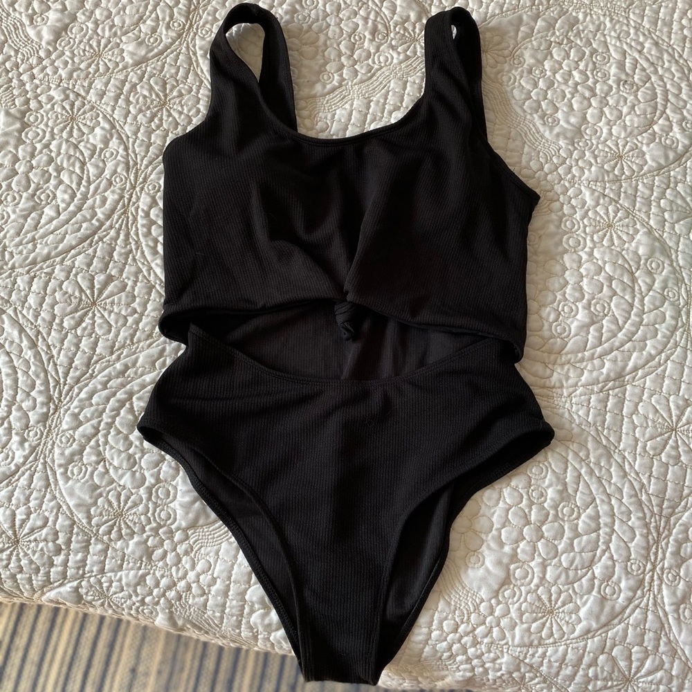 Black cut-out one piece